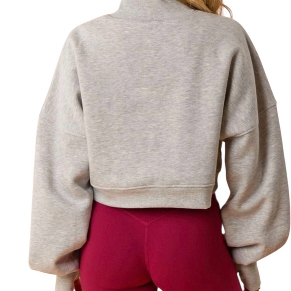 Elegant Gray Women's Turtleneck Sweater - Picture 5 of 8